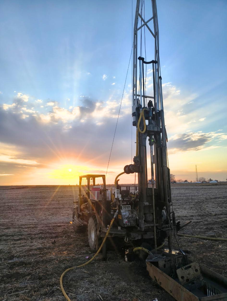 MAK Drilling rig at sunset