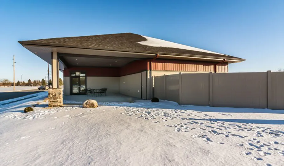 Peterson Vet Clinic - Image 3